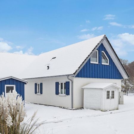 Amazing home in Altefhr-Rgen with 3 Bedrooms Altefähr Exterior foto
